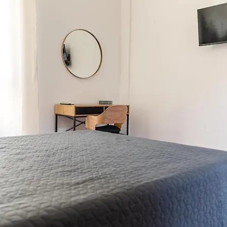 Alexander House Verona