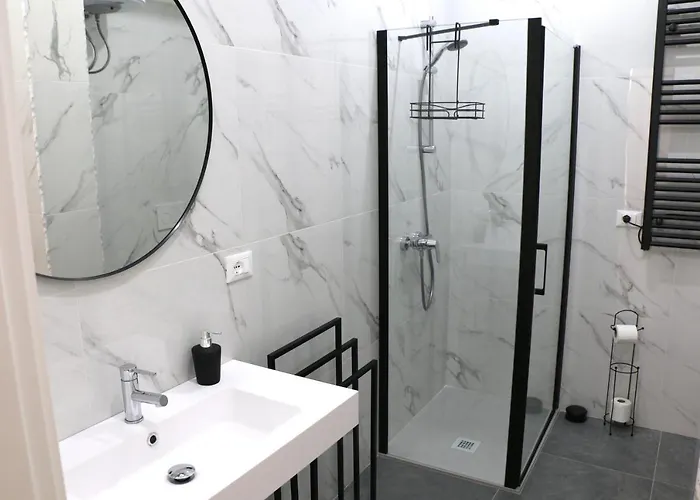 招待所 Alexander House